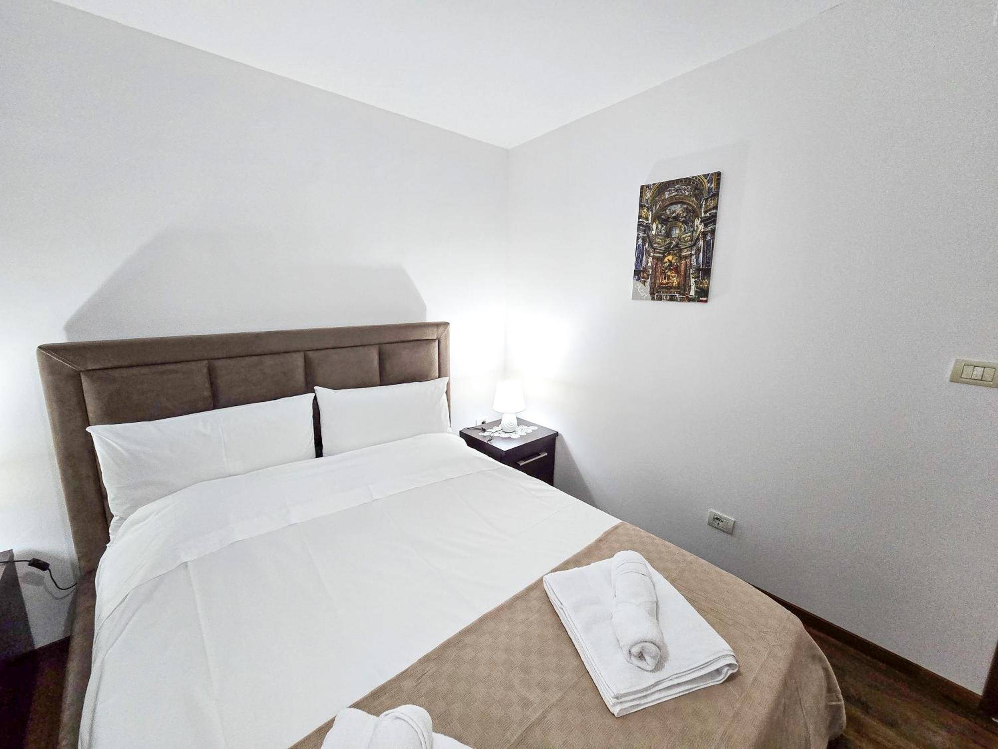 Lake Park 2Br Apartment Tirana Exterior foto
